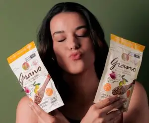 Foto de <center>Olá! Eu sou:<br>Thaís Trancoso</center>